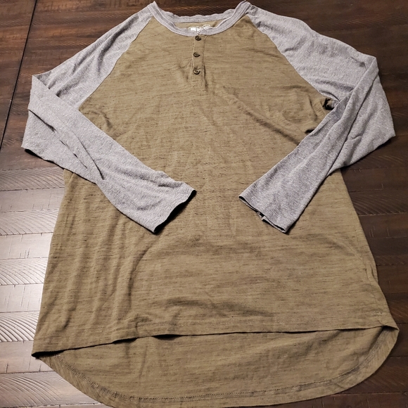 LuLaRoe Other - LuLaRoe Men's Long Sleeve Raglan Tee